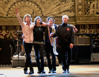 Foto de  (Shine a Light)
