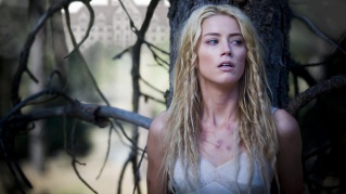 Im�genes de Encerrada (The Ward)