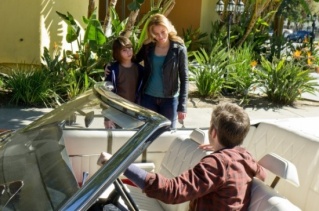 Foto de  (People Like Us)