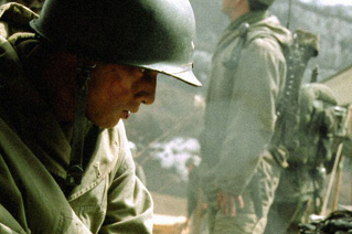 Foto de Lazos de guerra (Taegukgi hwinalrimyeo)