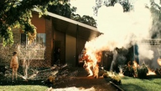 Foto, imagen de  (Accidents Happen)