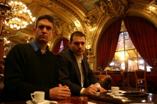 Foto de  (The Yes Men Fix the World)