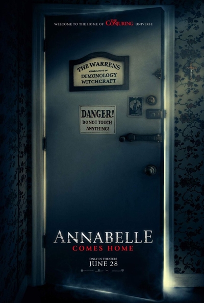 Póster de Annabelle vuelve a casa
