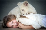Foto de Mia y el león blanco