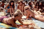 Foto de Donde hay chicos... ¡hay chicas!